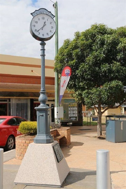Crows Nest Senior Citizens Memorial Clock