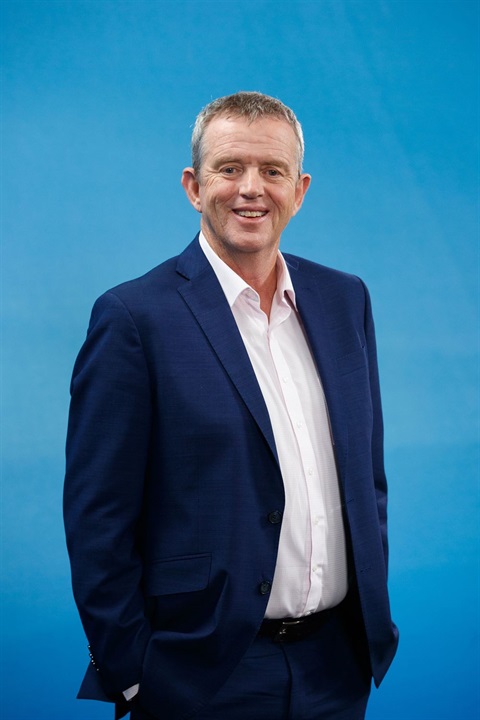 RevStuCameronportrait.jpg
