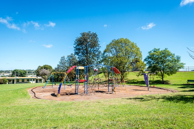 griffithsparkplaygroundscouthall
